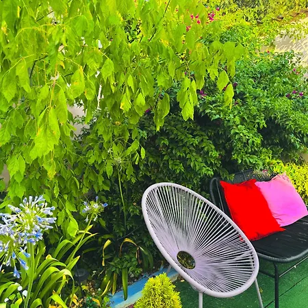 Al Sol De Ruinas Con Piscina Privada Junto Al Pueblo Viejo De 贝尔奇特